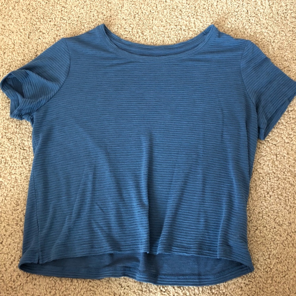 Shirt sleeve tee